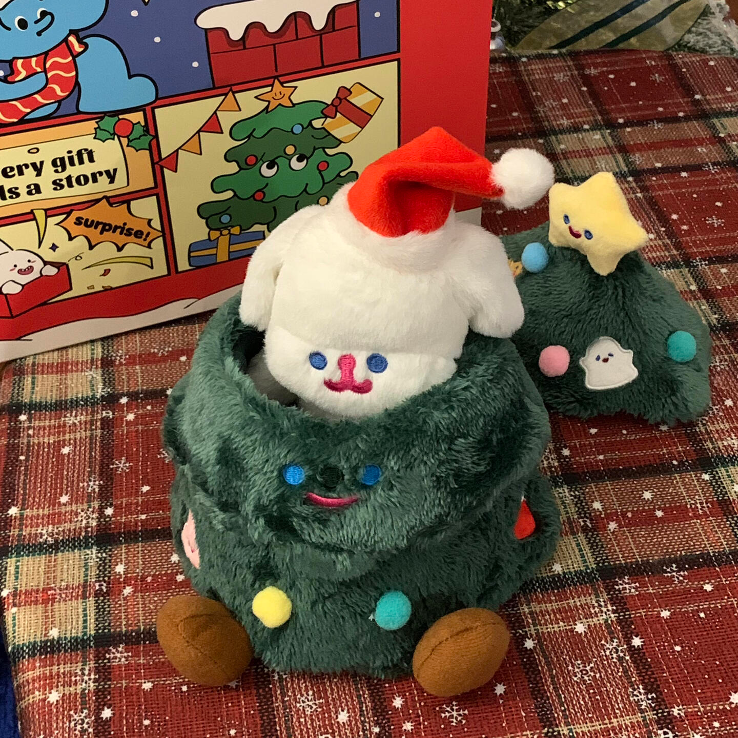 Christmas Tree Plush Cat Den