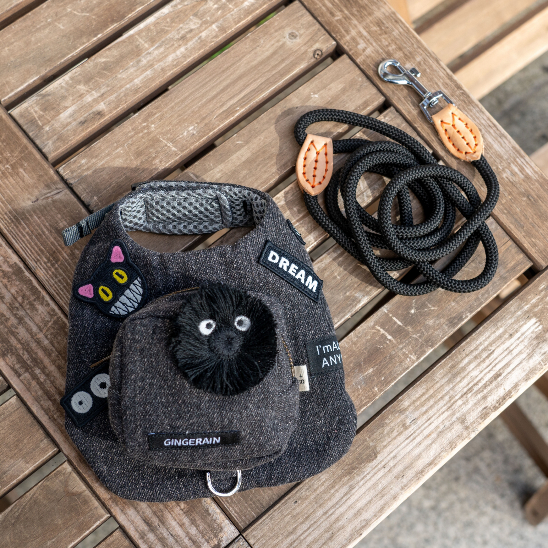 Black Denim Backpack Harness & Leash & Hat Set – Soot Sprite Edition