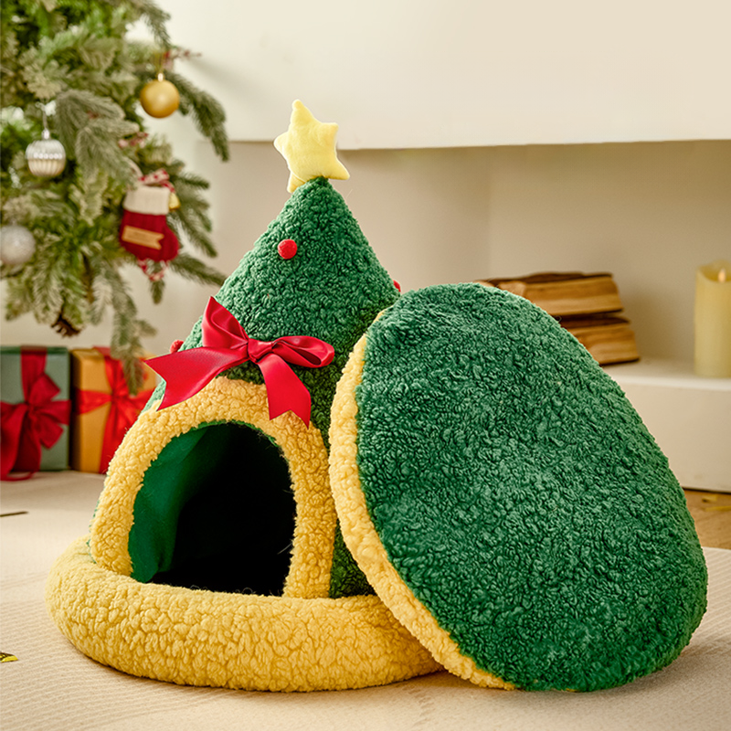 Christmas Tree Cat Nest